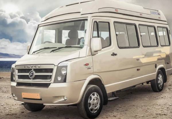 Tempo Traveller in Udaipur